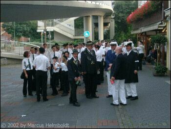  Treffen an der Fugngerbrcke 
