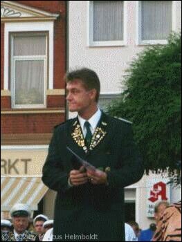  Der Brgerschaffer freut sich ber die rege Teilnahme! 