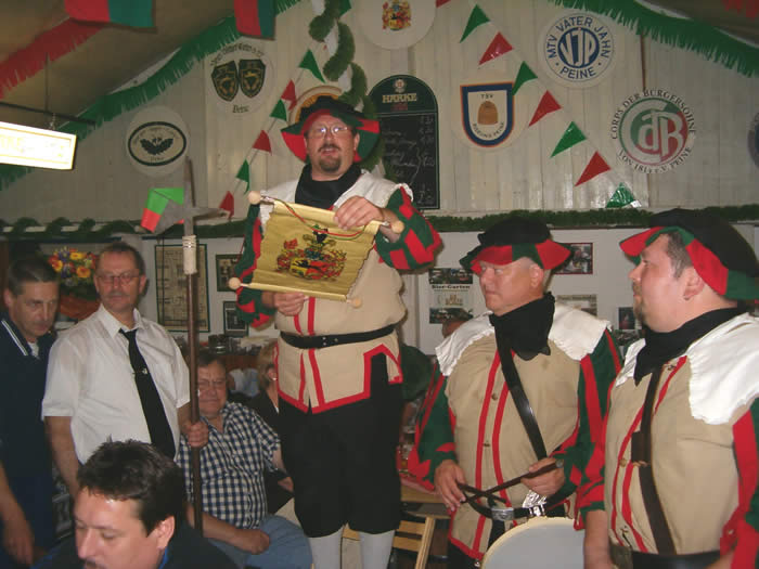 Der Herold im Börsenzelt