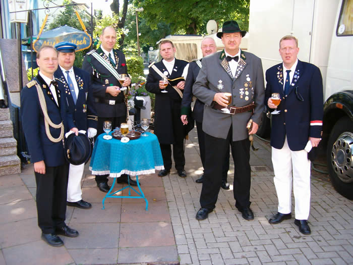 Meldung zum Kattenhägener Ausmarsch ... die Herren Adjutanten 