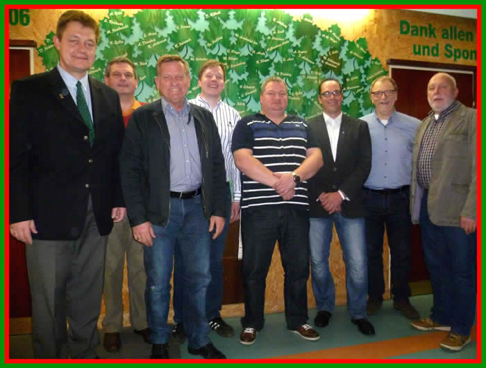 v.l. Bürgerschaffer Thomas Weitling, Wolfgang Rössel, Michael Troska, Christian Schubert, Dirk Viol, Hauptmann Jens Thomas, Bürgerschaffer Hans-Peter Männer, Heinz Gehrke